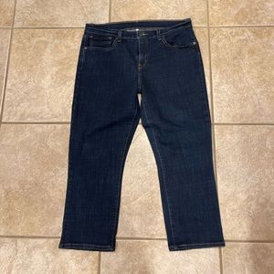 Levi Classic Denim Capris